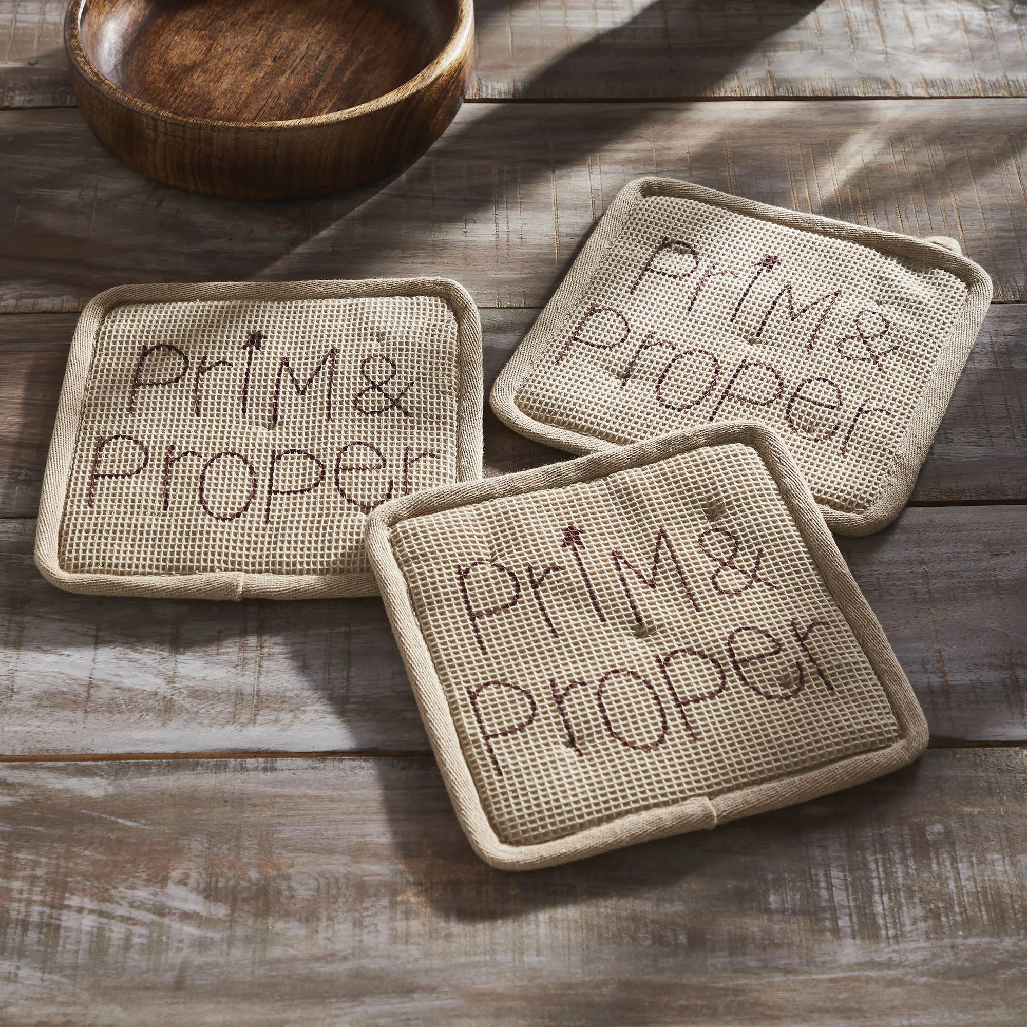 Connell Prim & Proper Pot Holder Set of 3 8x8